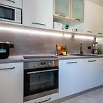 Ivona With Swimming Pool And Jacuzzi Villa *