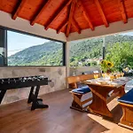 Ivona With Swimming Pool And Jacuzzi Villa Oslje