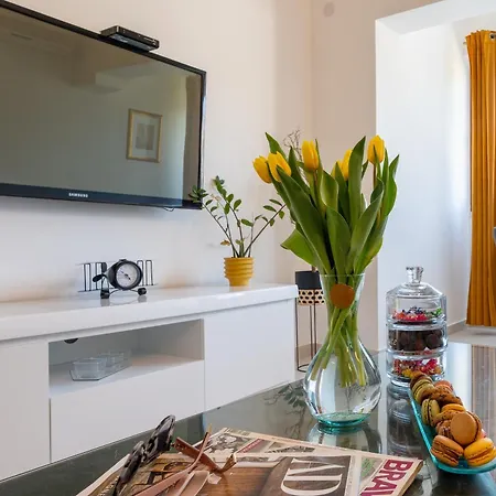 Villa Ivona With Swimming Pool And Jacuzzi *