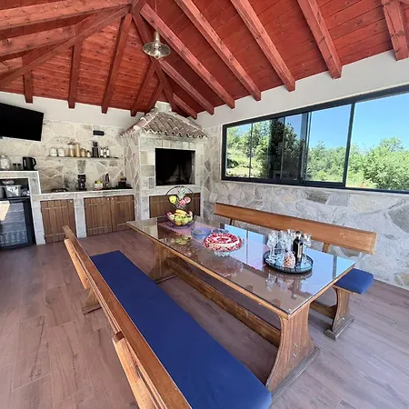 Villa Luxury Ivona Pool, Jacuzzi, Sauna & Privacy