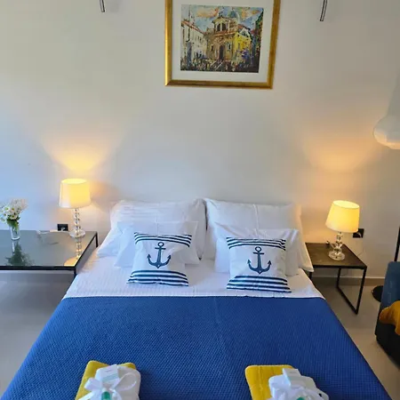 Luxury Ivona Pool, Jacuzzi, Sauna & Privacy Oslje