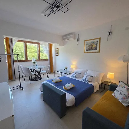Luxury Ivona Pool, Jacuzzi, Sauna & Privacy * Oslje